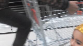 MEIN CHOTI SI EK BACHI HUN PAR KAAM KARUNGI BARAY BARAYMEIN CHOTI SI EK BACHI HUN PAR KAAM KARUNGI BARAY BARAY
