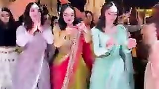 Mehndi Bride and Groom Dance on Bollywood Songs- My Pakistani Wedding