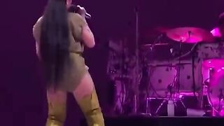 Incroyables mouvements de danse de Rihanna ????????#shorts.