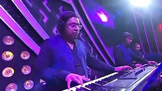 Debosmita performance in Indian idol 13