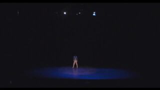 Super Juggler FUNNY clown act