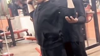 shoulder press