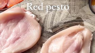 Airfryer pepperoni & pesto chicken melt