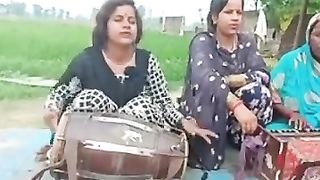 Dasi Mehfel  maza