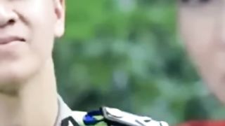 POLISI ini menilang bininya sendiri...wkwkwk