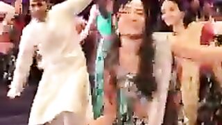 girls and boys wedding dance