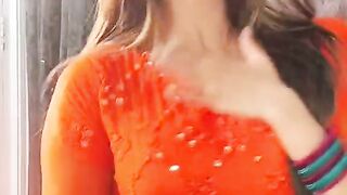 Jannat Mirza Video