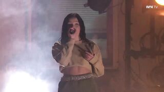 Alan Walker - Darkside (feat. Torine) (Live Performance)