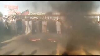 PTI walon ka jalsa