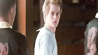 Just put on the music he will become a real #Ninja# ???? Best movie scenes please like share comment subscribe kare ❤️❤️❤️