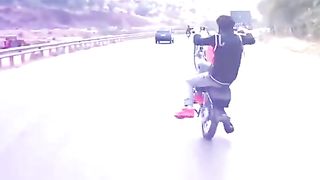 Dhoom machalay