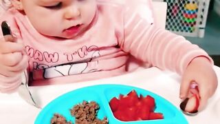 Where My Stawaberry #cutebaby#babyvideos