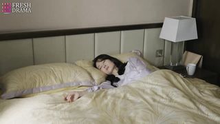 Chinese Drama - Her husband stayed out all night. She called him while he was enjoying breakfast with his mistress.