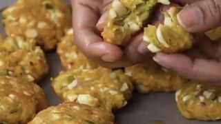 Egg onion snack recipe ( subscribe please )