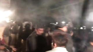 Imran khan ke logon ka dharna