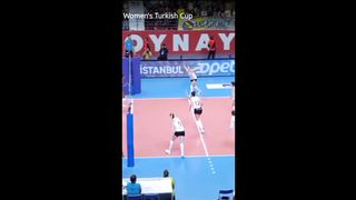 Eda Erdem blocked Tijana Boskovic spike