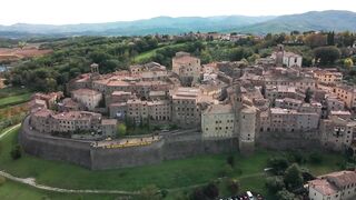 DREAMS OF ITALY
