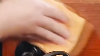 Natural beewax nourish and polish