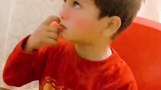 Kitna cute baby hai