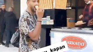 di kerjain balik dia