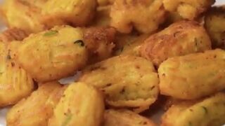 Crispy suji snack recipe ( subscribe please )