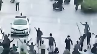 Arshad shaheed namaz janaza,Funny video, Funny videos, zaman park situtation, zaman park, imran khan, police operation at zaman park 8