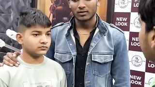 दुकान वाले ने 1 लाख के बाल काटे