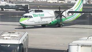 Binter ATR doesn't need a pushback truck?