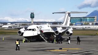 Vancouver Airport LIVE