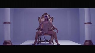 Ava Max - Kings & Queens