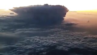 Гроза с необычного ракурса.