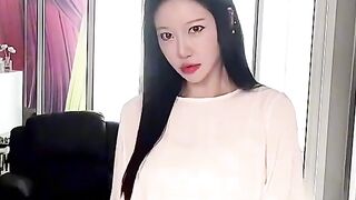 Cute Korean Girl