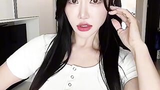 Cute Korean Girl