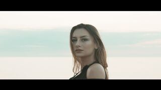 4K VIDEO Hold Me ØGM INFINITY enjoybeau (You2Audio.Com).mp4