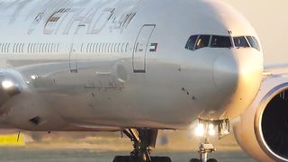 777 vs A380 Which SOUNDS better?