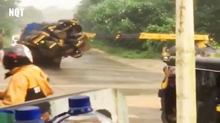 TOTAL IDIOTS AT WORK! Top Dangerous Idiots Truck Fails Compilation! Fastest Truck Fails Driving #34