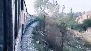 Pakistan Railway Train | Train Ka Safar