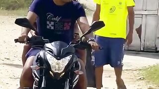 Pegadinha dos caras motorizados kkkkk