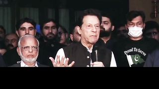 عمران خان نے سیاست چھوڑنے کا اعلان کردیا