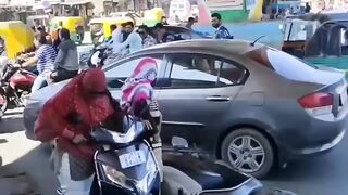 FUNNY GIRL DRIVER
