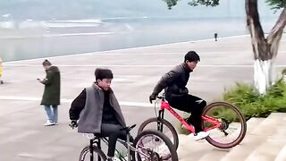 These people will impress you with their bicycle riding skills