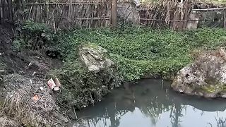 Man stopped to get these girls' toy from the water