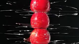 Spectacular slow motion art