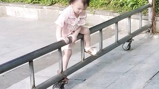 No challenge has no solution, for this little girl!