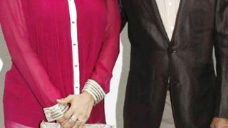 Johi chawla with hasband beautyfull pic