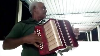 Esse é o ritmo do nordeste brasileiro forró pé de Serra Brasil