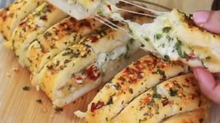Garlic bread recipe ( subscribe please )