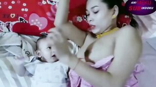 最もホットな母乳育児ママ