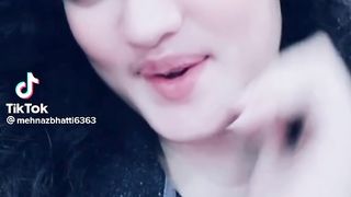 Uff hi kya bat he