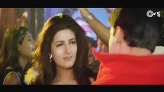 Is Dil Mein Kya Hai _song